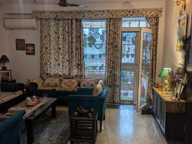2 BHK Independent Builder Floor in Chittaranjan Park for rent New Delhi. The reference number is 20086945