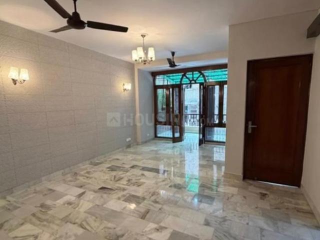 2 BHK Independent Builder Floor in Chittaranjan Park for rent New Delhi. The reference number is 20374943