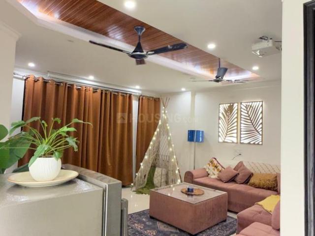 2 BHK Independent Builder Floor in Chittaranjan Park for rent New Delhi. The reference number is 20781744