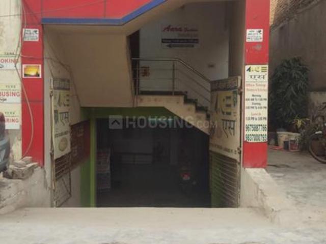 2 BHK Independent Builder Floor in Civil Lines for rent Agra. The reference number is 13881071