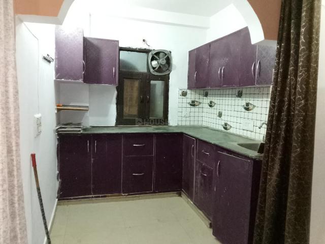 2 BHK Independent Builder Floor in Dwarka Mor for rent New Delhi. The reference number is 19147156