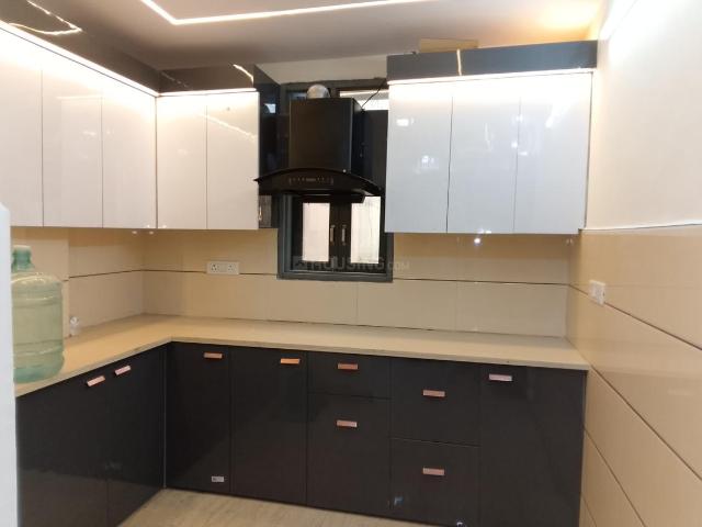 2 BHK Independent Builder Floor in Dwarka Mor for rent New Delhi. The reference number is 19379029
