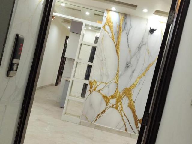 2 BHK Independent Builder Floor in Dwarka Mor for rent New Delhi. The reference number is 19419679