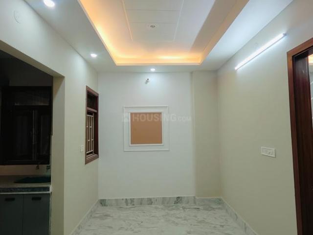 2 BHK Independent Builder Floor in Dwarka Mor for rent New Delhi. The reference number is 19605895