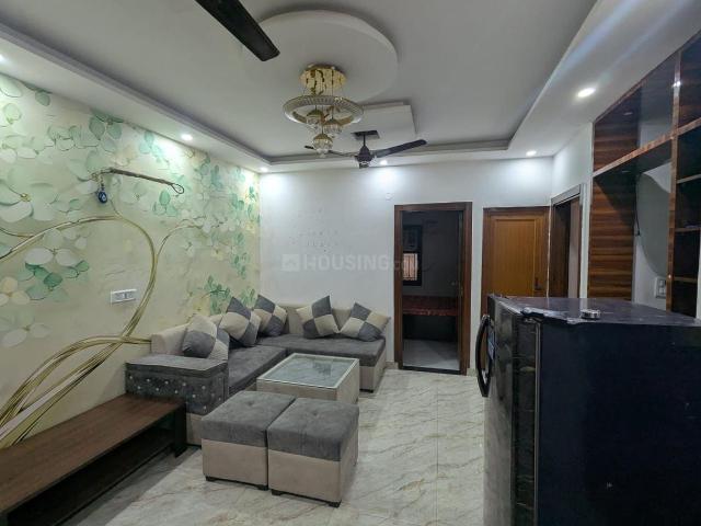 2 BHK Independent Builder Floor in Dwarka Mor for rent New Delhi. The reference number is 19804952