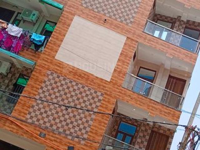 2 BHK Independent Builder Floor in Dwarka Mor for rent New Delhi. The reference number is 12212894
