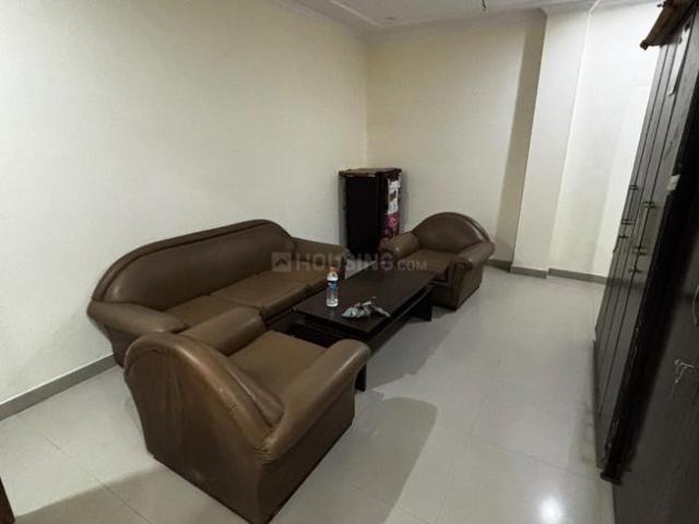 2 BHK Independent Builder Floor in Dwarka Mor for rent New Delhi. The reference number is 20206143