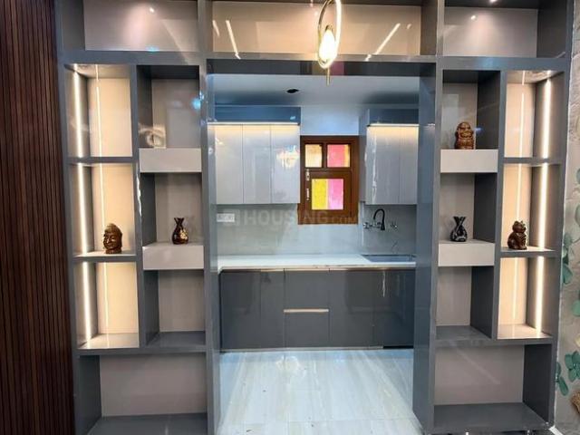2 BHK Independent Builder Floor in Dwarka Mor for rent New Delhi. The reference number is 20626801