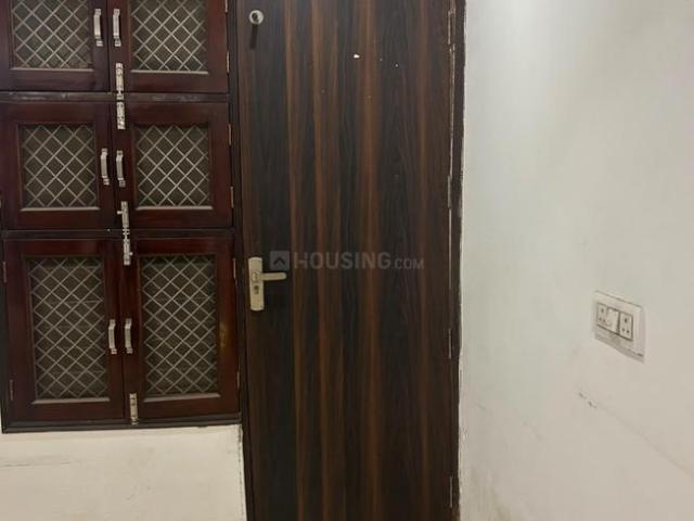 2 BHK Independent Builder Floor in Dwarka Mor for rent New Delhi. The reference number is 20692651