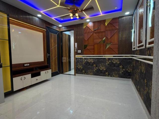 2 BHK Independent Builder Floor in Dwarka Mor for rent New Delhi. The reference number is 20707398