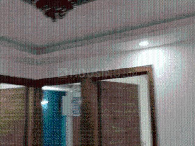 2 BHK Independent Builder Floor in Dwarka Mor for rent New Delhi. The reference number is 20708520