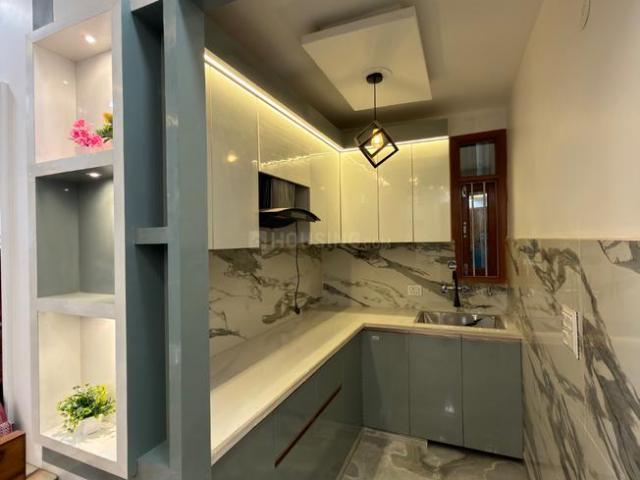 2 BHK Independent Builder Floor in Dwarka Mor for rent New Delhi. The reference number is 20817473