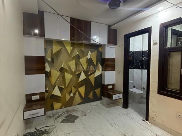 2 BHK Independent Builder Floor in Dwarka Mor for rent New Delhi. The reference number is 20810203