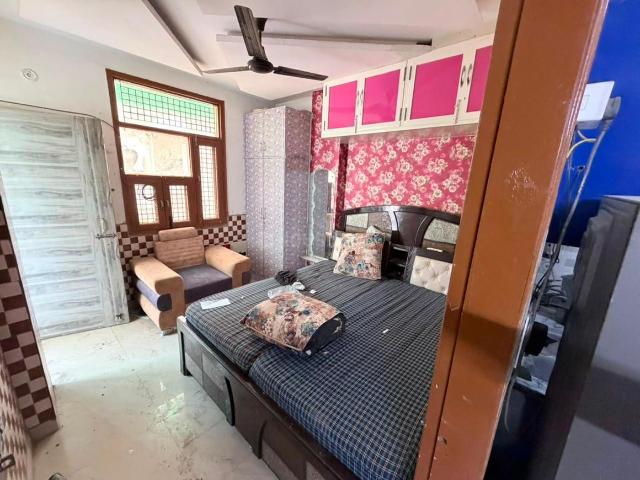 2 BHK Independent Builder Floor in Dwarka Mor for rent New Delhi. The reference number is 20873391