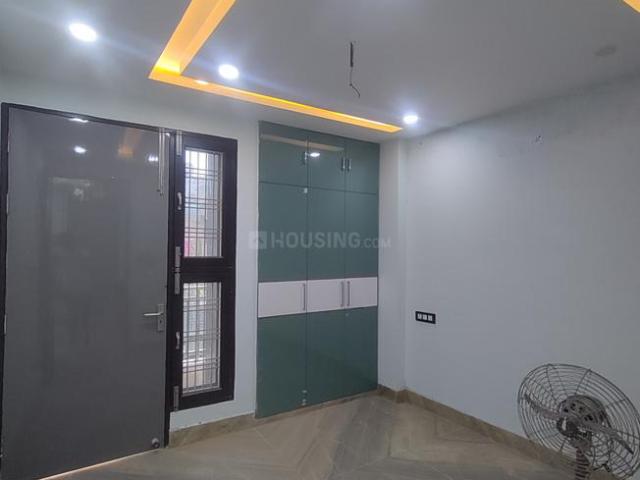 2 BHK Independent Builder Floor in Dwarka Mor for rent New Delhi. The reference number is 20946105