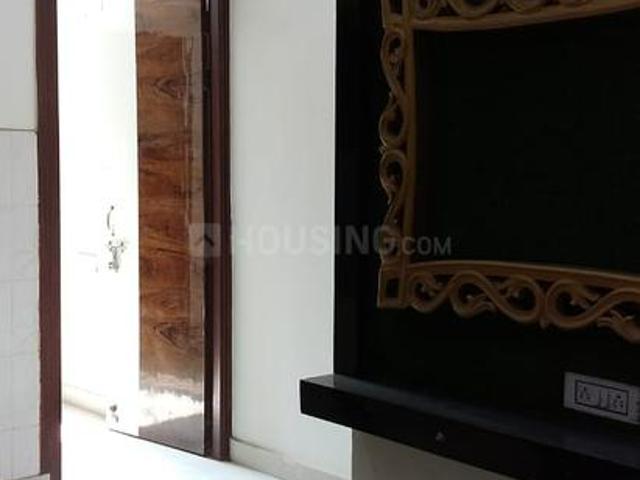 2 BHK Independent Builder Floor in Dwarka Mor for rent New Delhi. The reference number is 21027303
