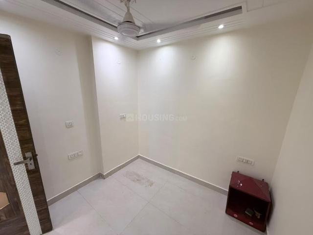 2 BHK Independent Builder Floor in Dwarka Mor for rent New Delhi. The reference number is 21139651