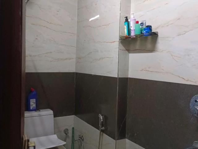 2 BHK Independent Builder Floor in Dwarka Mor for rent New Delhi. The reference number is 21213706