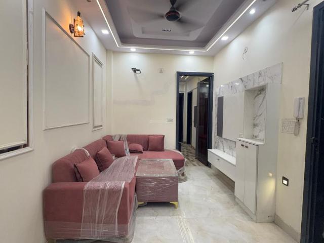 2 BHK Independent Builder Floor in Dwarka Mor for rent New Delhi. The reference number is 21244796