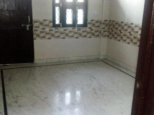2 BHK Independent Builder Floor in Dwarka Mor for rent New Delhi. The reference number is 8707293