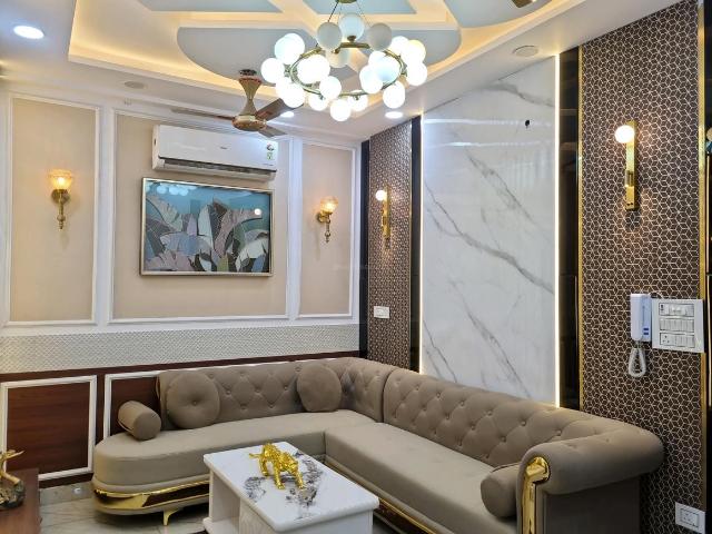 3 BHK Apartment in Dwarka Mor for resale New Delhi. The reference number is 19746336