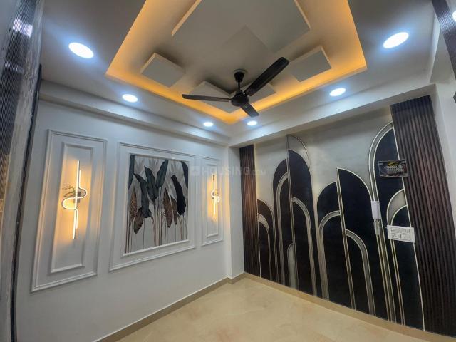 2 BHK Independent Builder Floor in Dwarka Mor for resale New Delhi. The reference number is 19395109