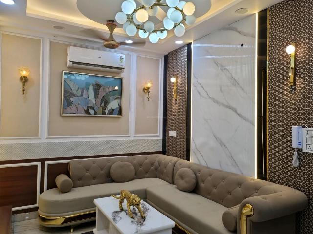 3 BHK Apartment in Dwarka Mor for resale New Delhi. The reference number is 20567121