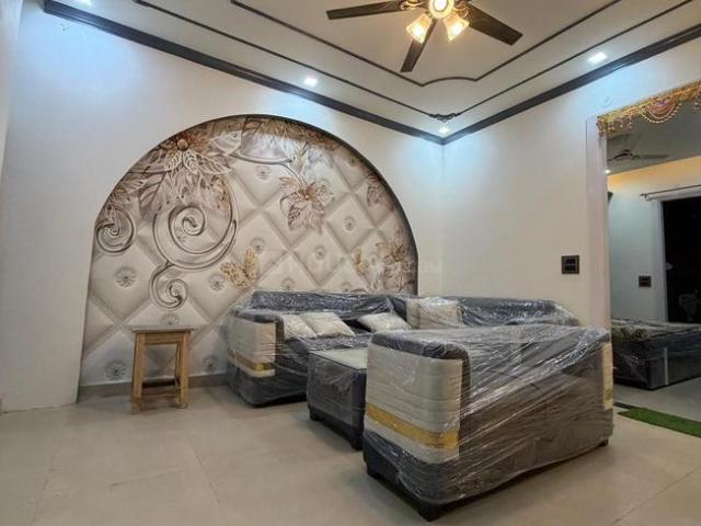 2 BHK Apartment in Dwarka Mor for resale New Delhi. The reference number is 20694583