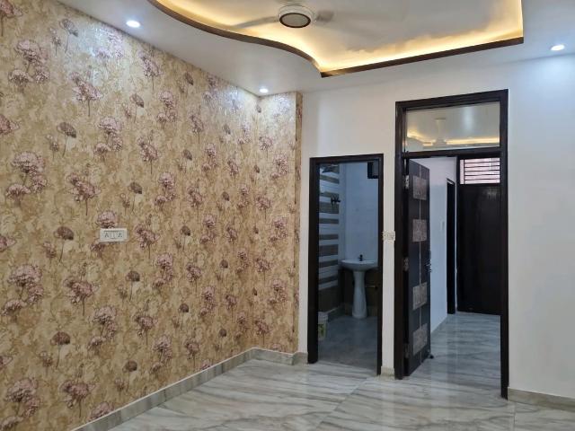 2 BHK Independent Builder Floor in Dwarka Mor for resale New Delhi. The reference number is 20947048