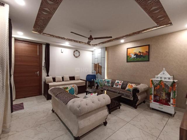 2 BHK Independent Builder Floor in Dwarka Mor for resale New Delhi. The reference number is 21006283