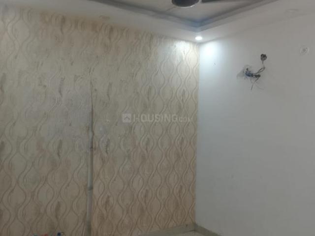 2 BHK Independent Builder Floor in Dwarka Mor for resale New Delhi. The reference number is 21015089