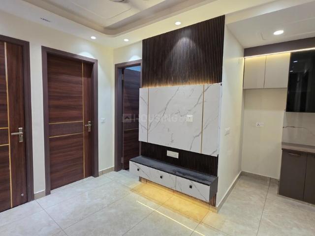 2 BHK Independent Builder Floor in Dwarka Mor for resale New Delhi. The reference number is 21177858