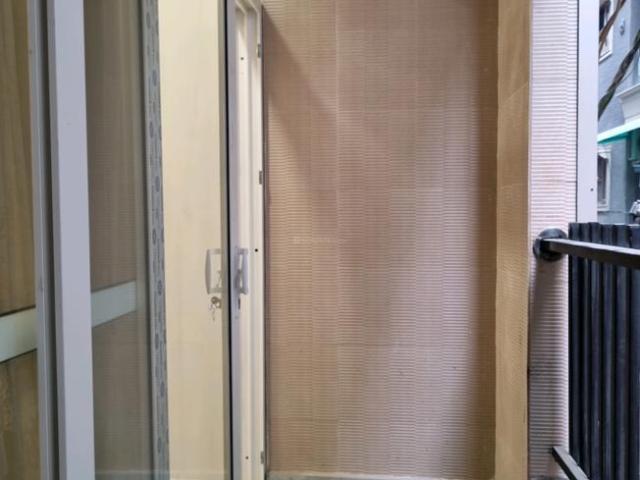 2 BHK Apartment in Dwarka Mor for resale New Delhi. The reference number is 21347038
