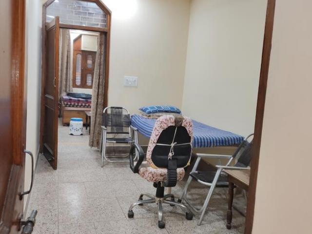 2 BHK Independent Builder Floor in Dabri for rent New Delhi. The reference number is 16556070