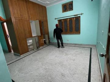 2 BHK Independent Builder Floor in Defence Colony for rent Dehradun. The reference number is 20549796