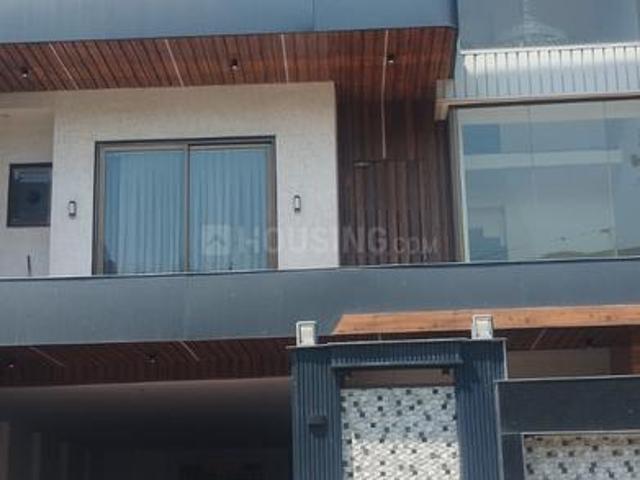2 BHK Independent Builder Floor in Delta II for rent Greater Noida. The reference number is 20360502
