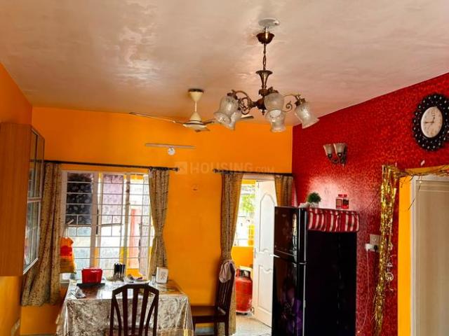 2 BHK Independent Builder Floor in Dhakuria for resale Kolkata. The reference number is 20985115