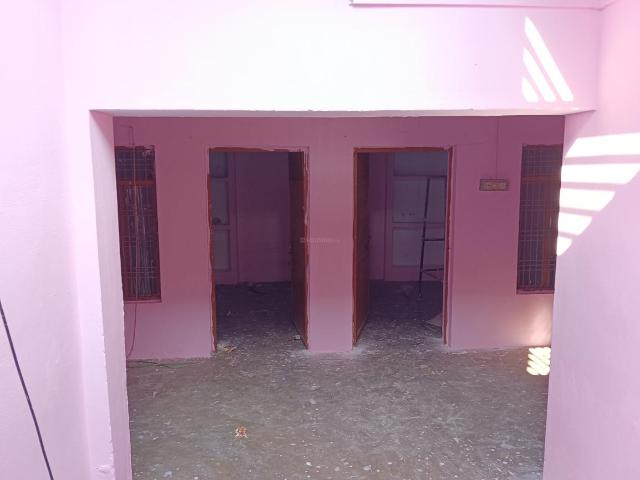 2 BHK Independent Builder Floor in Dhoomanganj for rent Allahabad. The reference number is 10818400