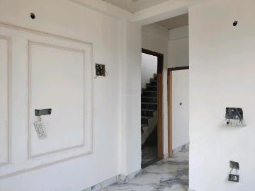 2 BHK Independent Builder Floor in DLF Ankur Vihar for resale Ghaziabad. The reference number is 20214197