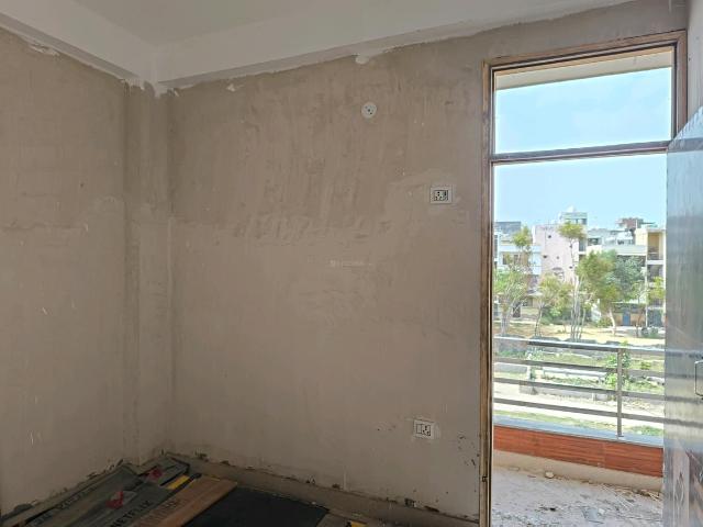 2 BHK Independent Builder Floor in DLF Ankur Vihar for resale Ghaziabad. The reference number is 20580600