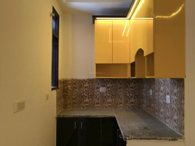 2 BHK Independent Builder Floor in DLF Ankur Vihar for resale Ghaziabad. The reference number is 20580740