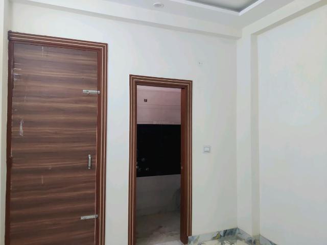 2 BHK Independent Builder Floor in DLF Ankur Vihar for resale Ghaziabad. The reference number is 20675518
