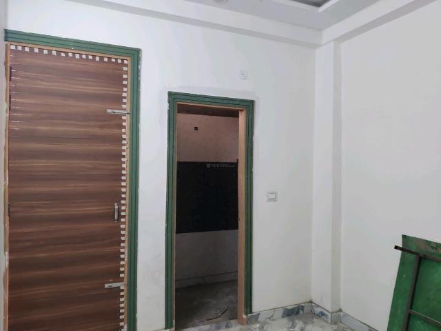 2 BHK Independent Builder Floor in DLF Ankur Vihar for resale Ghaziabad. The reference number is 20675530