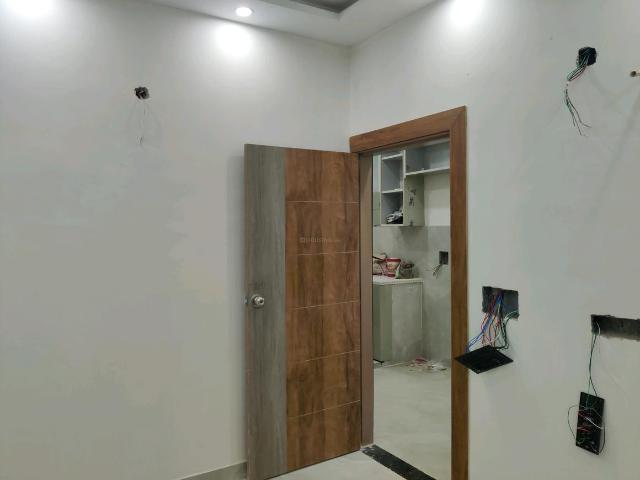 2 BHK Independent Builder Floor in DLF Ankur Vihar for resale Ghaziabad. The reference number is 20675532