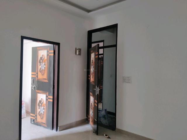 2 BHK Independent Builder Floor in Ved Vihar for resale Ghaziabad. The reference number is 20955360