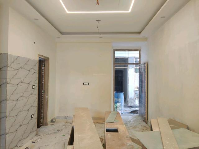 2 BHK Independent Builder Floor in DLF Ankur Vihar for resale Ghaziabad. The reference number is 20955372
