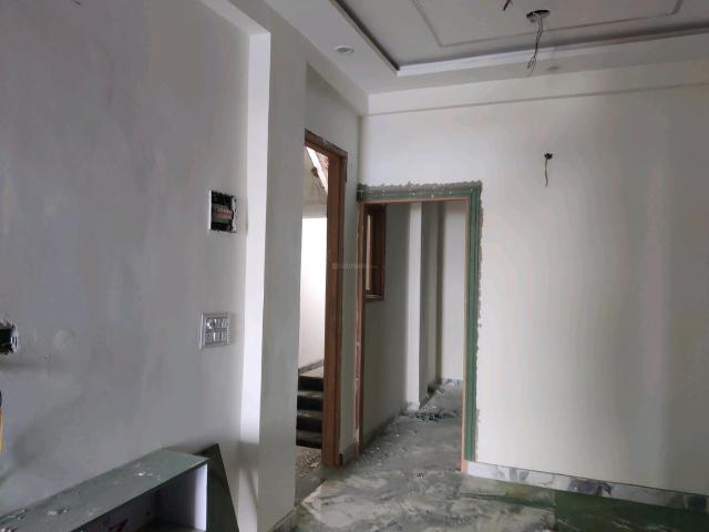 2 BHK Independent Builder Floor in DLF Ankur Vihar for resale Ghaziabad. The reference number is 20955382