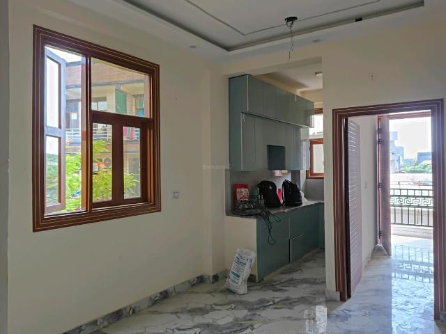 2 BHK Independent Builder Floor in DLF Ankur Vihar for resale Ghaziabad. The reference number is 20902613