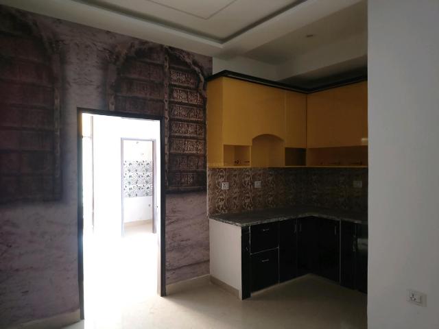 2 BHK Independent Builder Floor in DLF Ankur Vihar for resale Ghaziabad. The reference number is 20902610