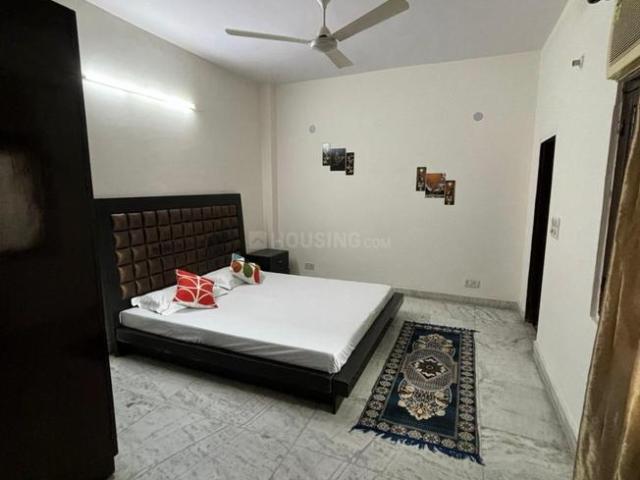 2 BHK Independent Builder Floor in DLF Phase 1 for rent Gurgaon. The reference number is 20648580